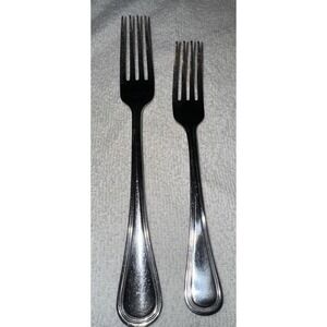 ONEIDA BARCELONA GLOSSY STAINLESS‎ FLATWARE PLAIN OUTLINED EDGE ROUND TIP  -2
